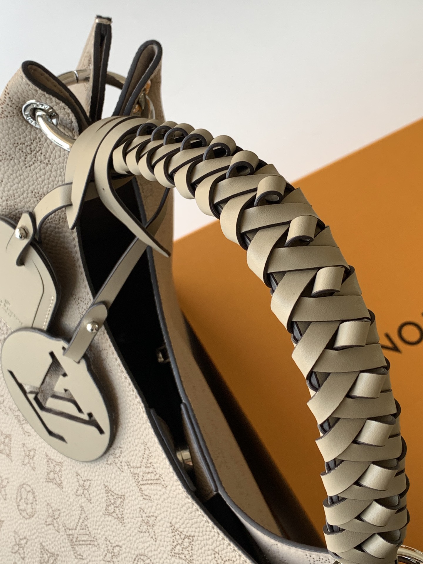 Louis Vuitton 变码芯片