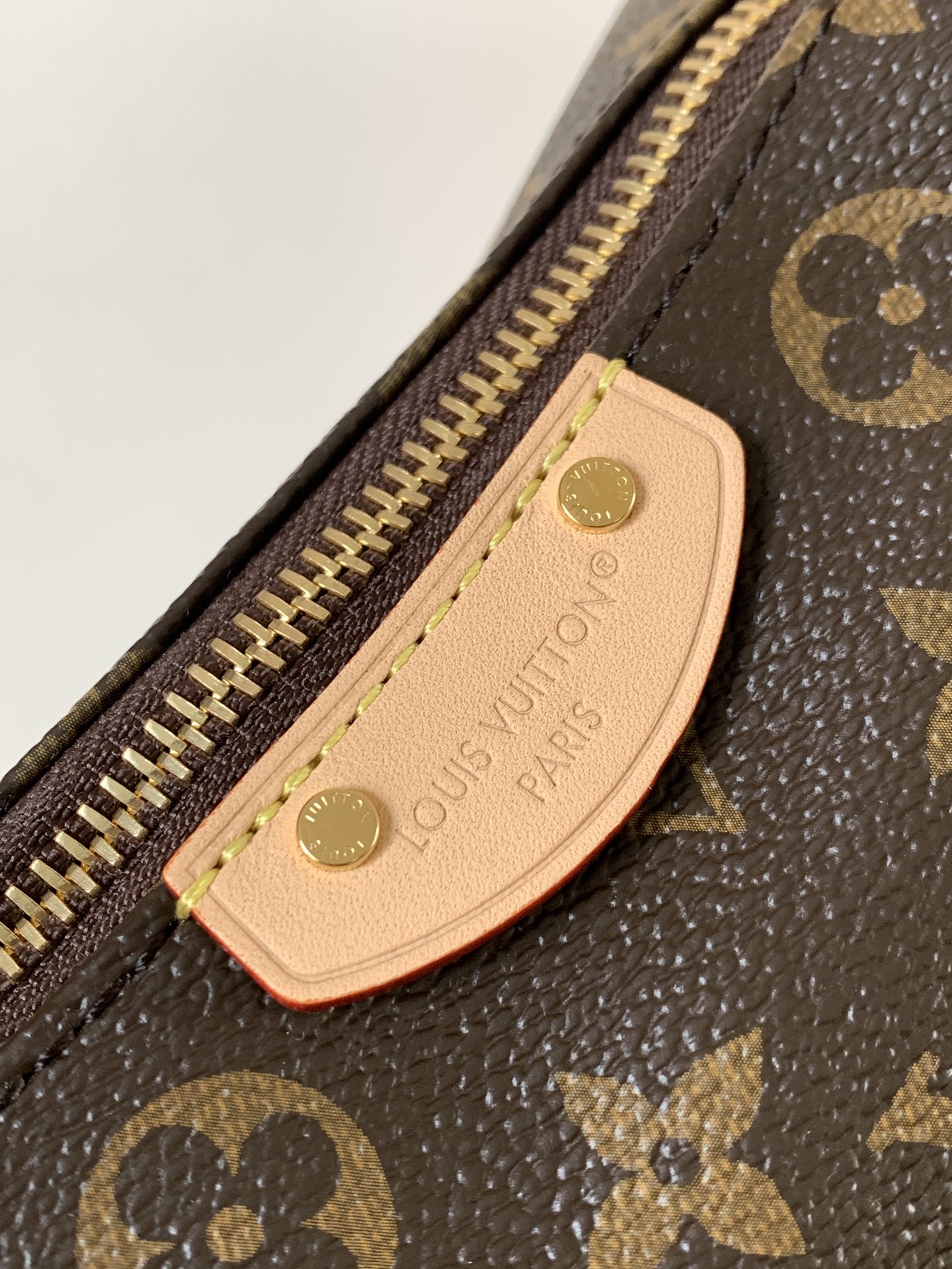 Louis Vuitton 变码芯片M27509