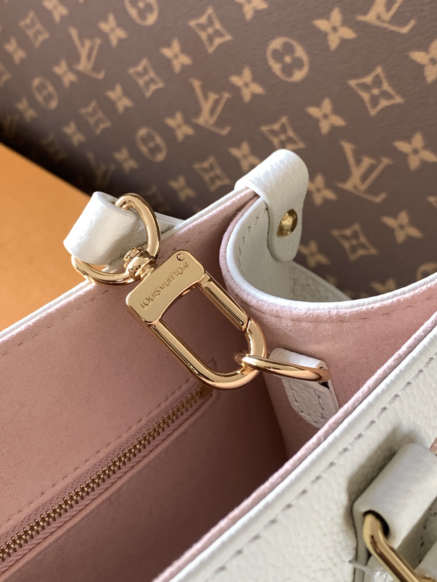 Louis Vuitton 变码芯片