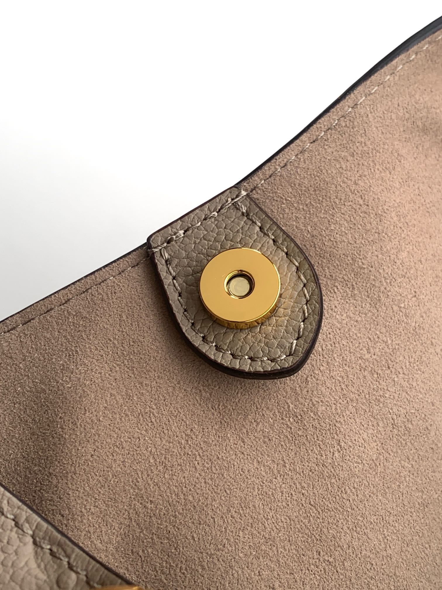 Louis Vuitton 变码芯片
