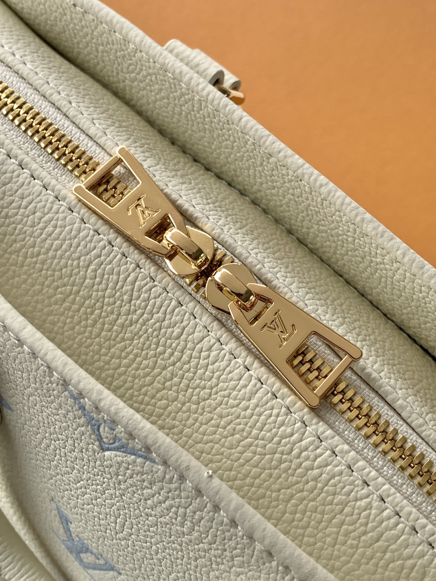 Louis Vuitton 变码芯片