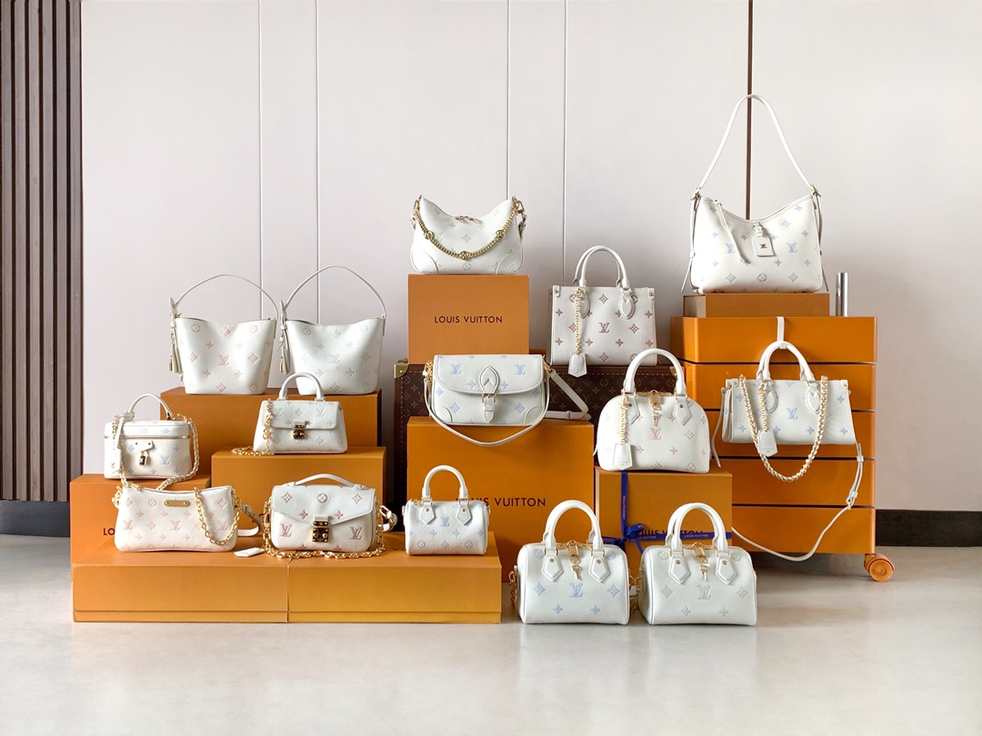 M28054 Diane M27698 Nano Madeleine M27744 Bolso Vanity Chain M27574 Alma BB M27572 Speedy 20 M28314 Speedy 20 M27573 Ca…