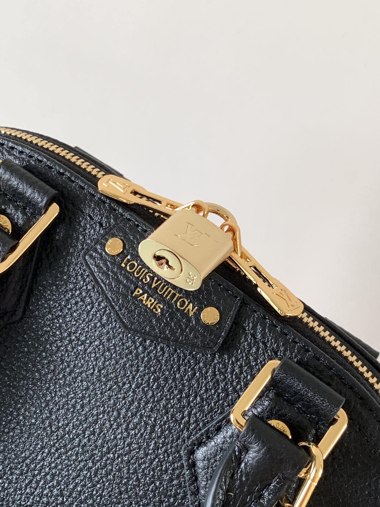 Louis Vuitton 变码芯片