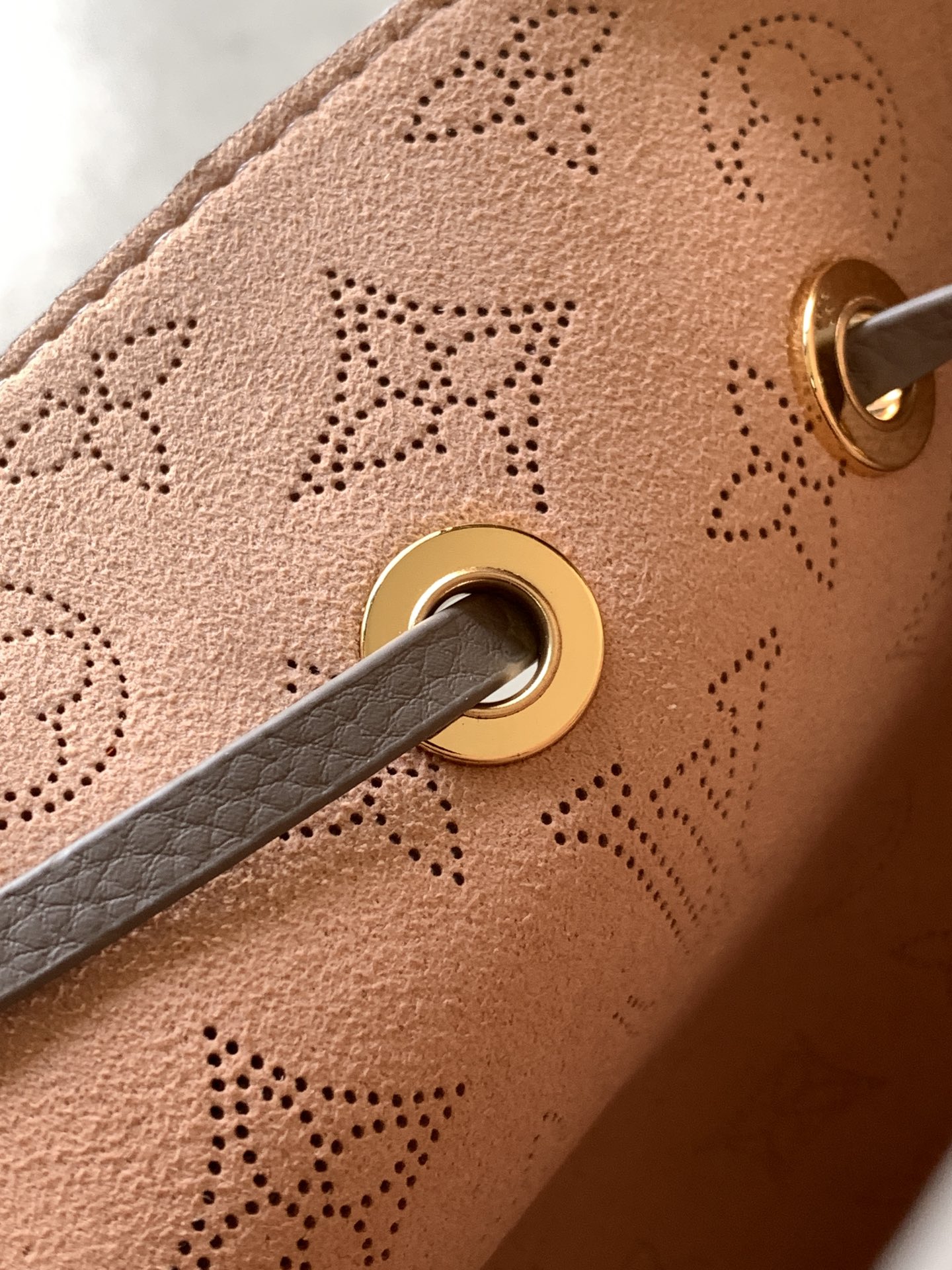 Louis Vuitton 变码芯片