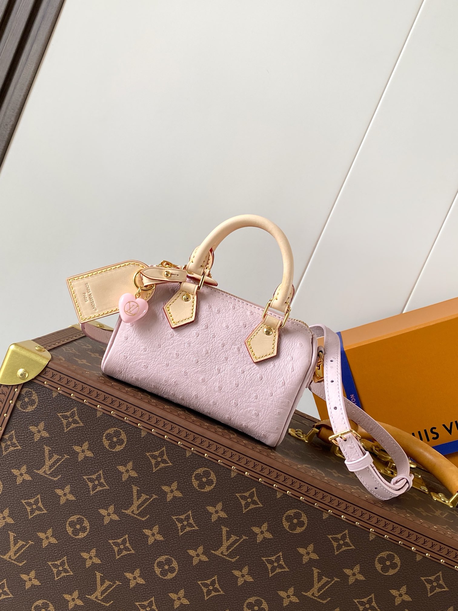 Louis Vuitton 变码芯片M89862粉色