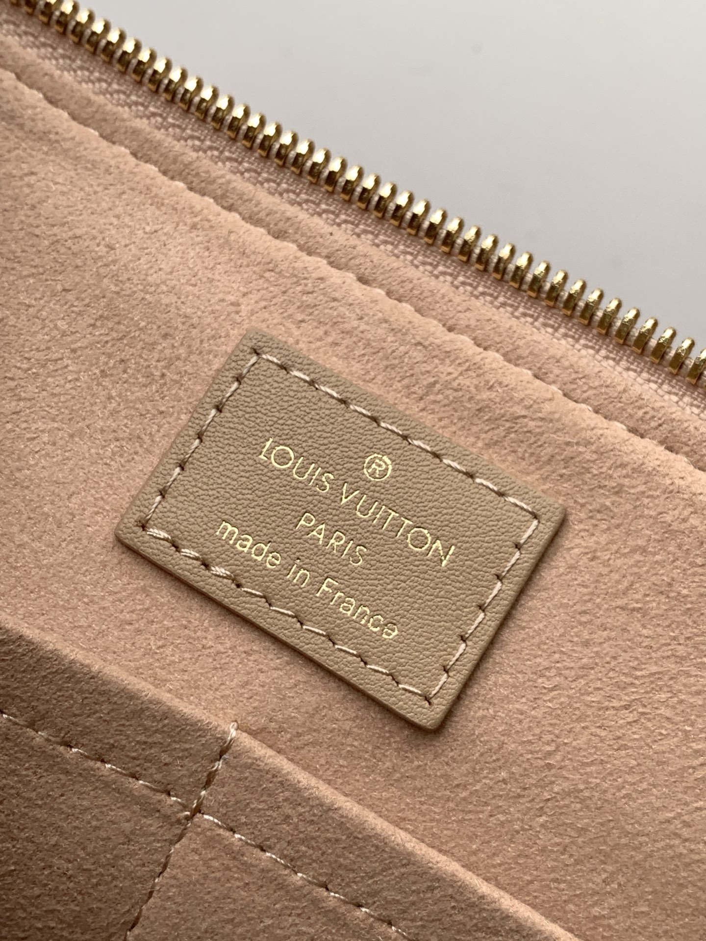 Louis Vuitton 变码芯片