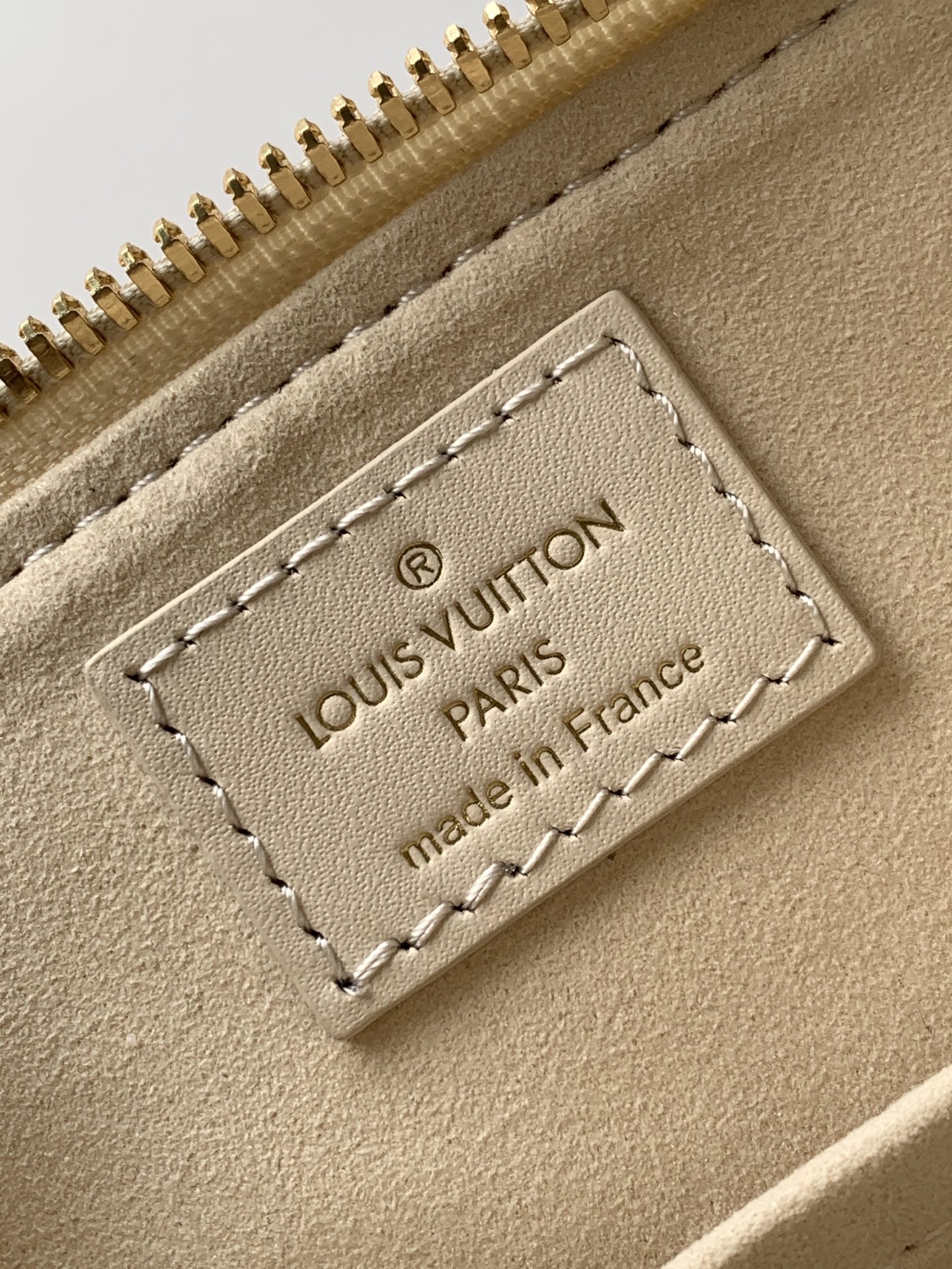 Louis Vuitton 变码芯片