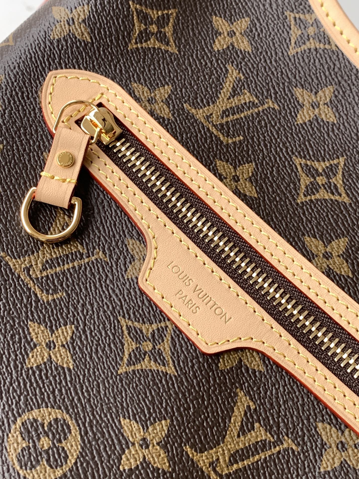 Louis Vuitton 变码芯片M28423