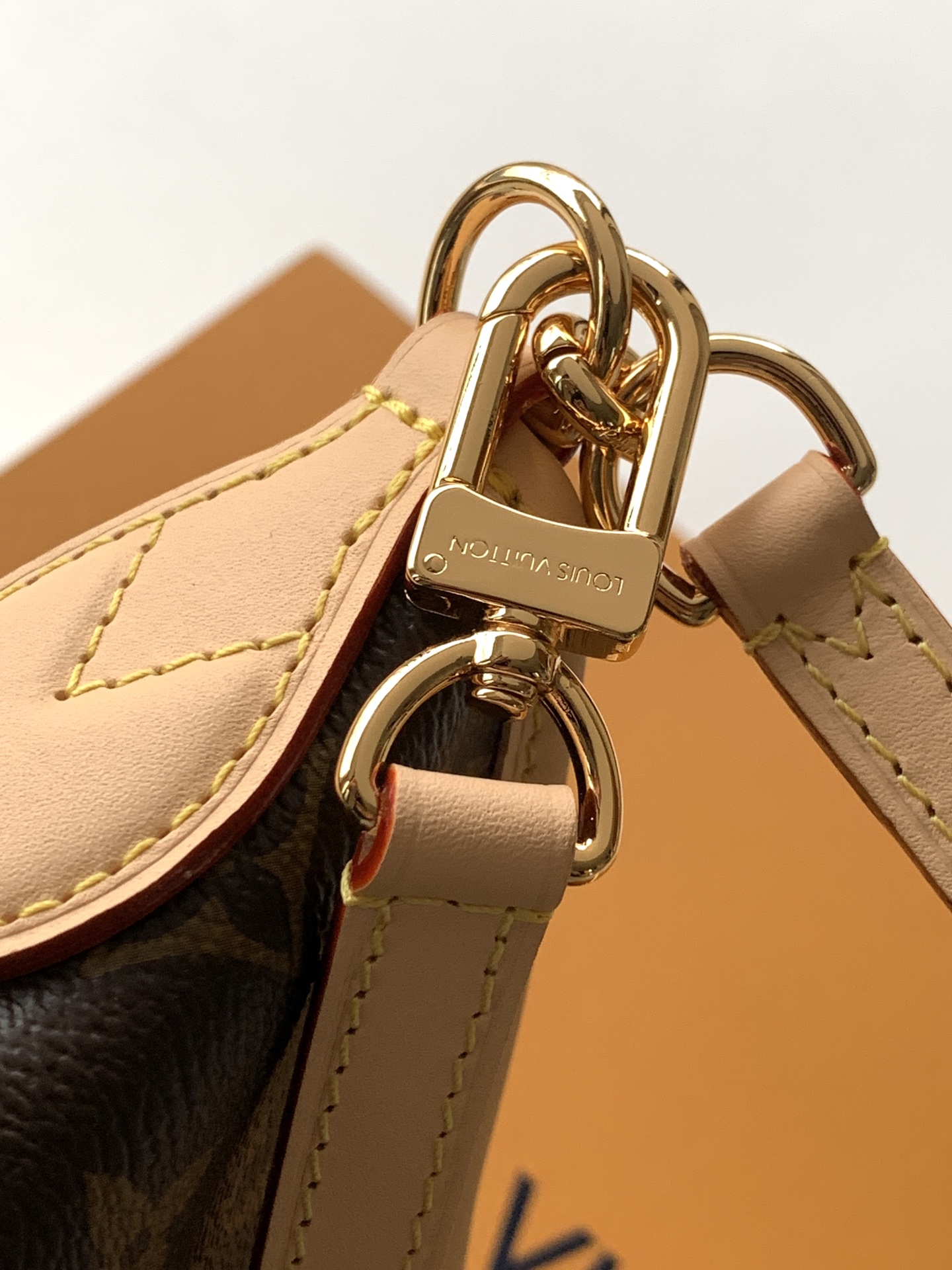 Louis Vuitton 变码芯片M28423