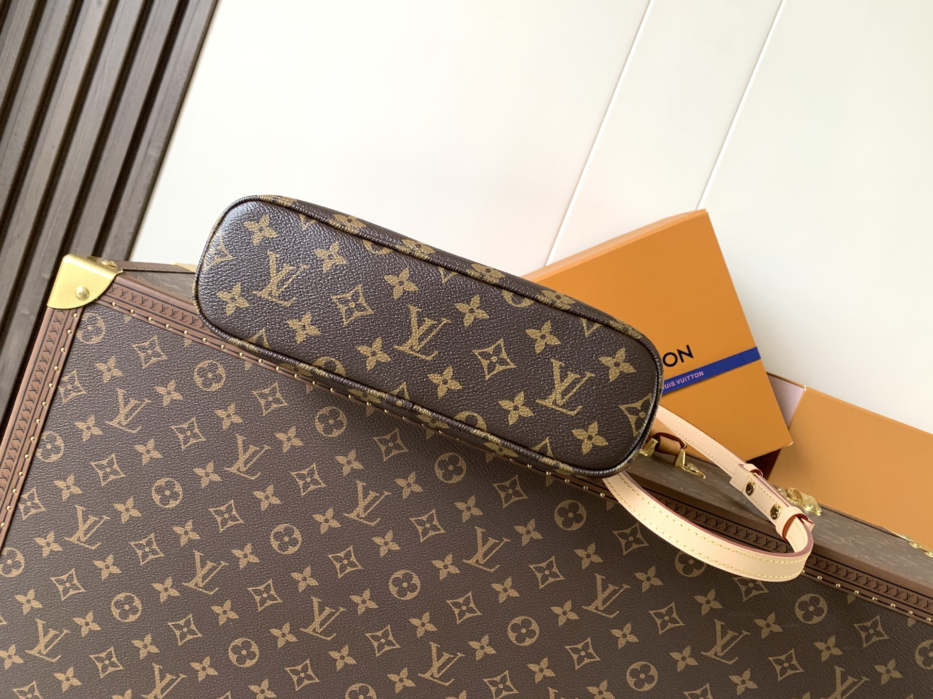 Louis Vuitton 变码芯片M28423