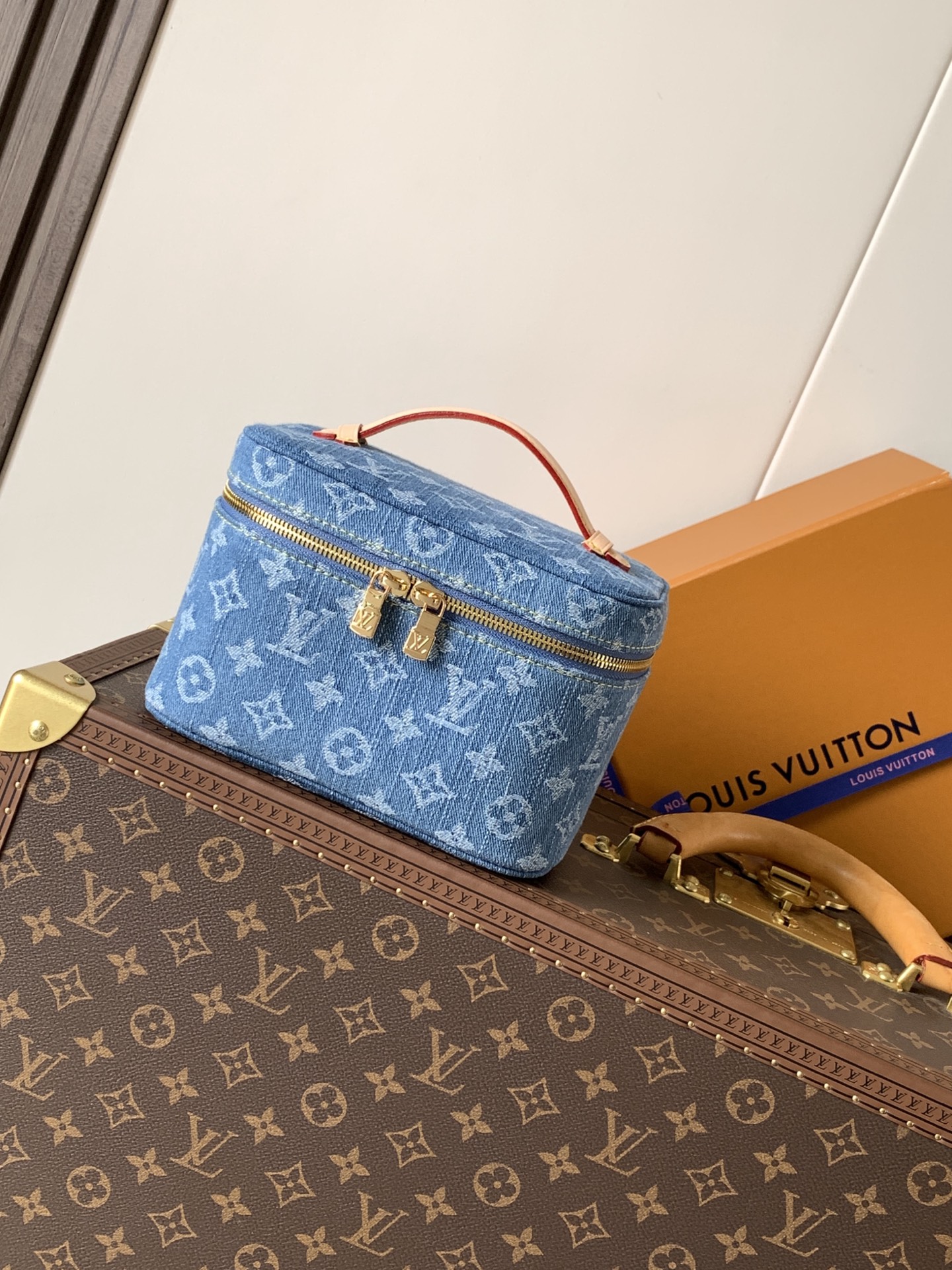 Louis Vuitton 变码芯片M27946牛仔
