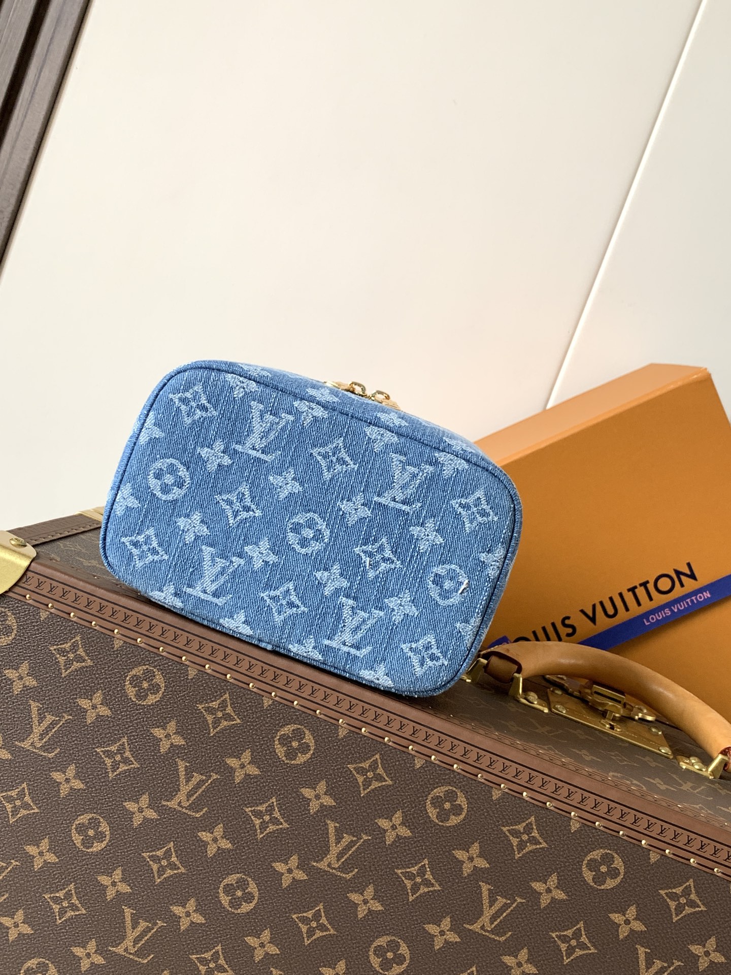 Louis Vuitton 变码芯片M27946牛仔
