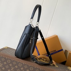 顶级原单,变码芯片 M27336杏色M27459白色M28306黑色 ina系列呈獻這款優雅且永恆百搭的All Arou 顶级原单,变码芯片 M27336杏色M27459白色M28306黑色 ina系列呈獻這款優雅且永恆百搭的All Arou
