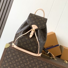 顶级原单,变码芯片M11198 Nicolas Ghesquière 溯源品牌于 1994 年推出的 Montsouri 顶级原单,变码芯片M11198 Nicolas Ghesquière 溯源品牌于 1994 年推出的 Montsouri
