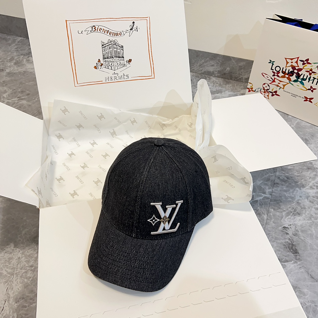 NO:191232,Special offer with dust bag. [LV Louis Vuitton] New early spring heavy industry embroidered baseball cap, classic counter model, universal hat for men and women fisherman hat baseball cap knit hat, hat, louis vuitton, louis vuitton, espadrilles, hats19860909特价配防尘袋.【LV路易威登】早春新款重工刺绣棒球帽,专柜经典款,男女通用帽子渔夫帽棒球帽针织帽,帽子,louis vuitton,louis vuitton,espadrilles,hats,hat