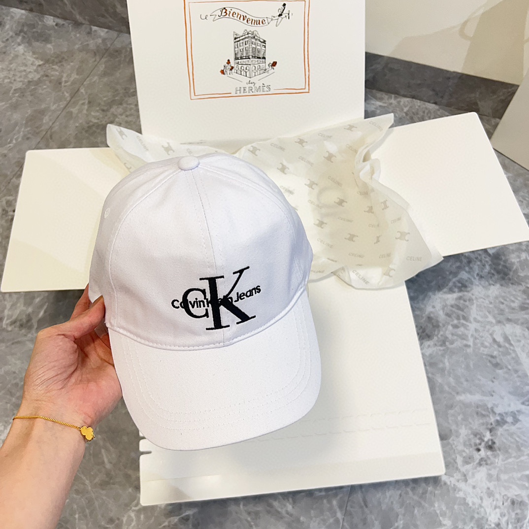 NO:195125,Special offer with dust bag. [CK] New early spring embroidered patterned baseball cap, classic counter style, universal hat for men and women, fisherman hat baseball cap knit hat, hat, espadrilles, hats19860909特价配防尘袋.【CK】早春新款刺绣纹路棒球帽,专柜经典款,男女通用帽子渔夫帽棒球帽针织帽,帽子,espadrilles,hats,hat
