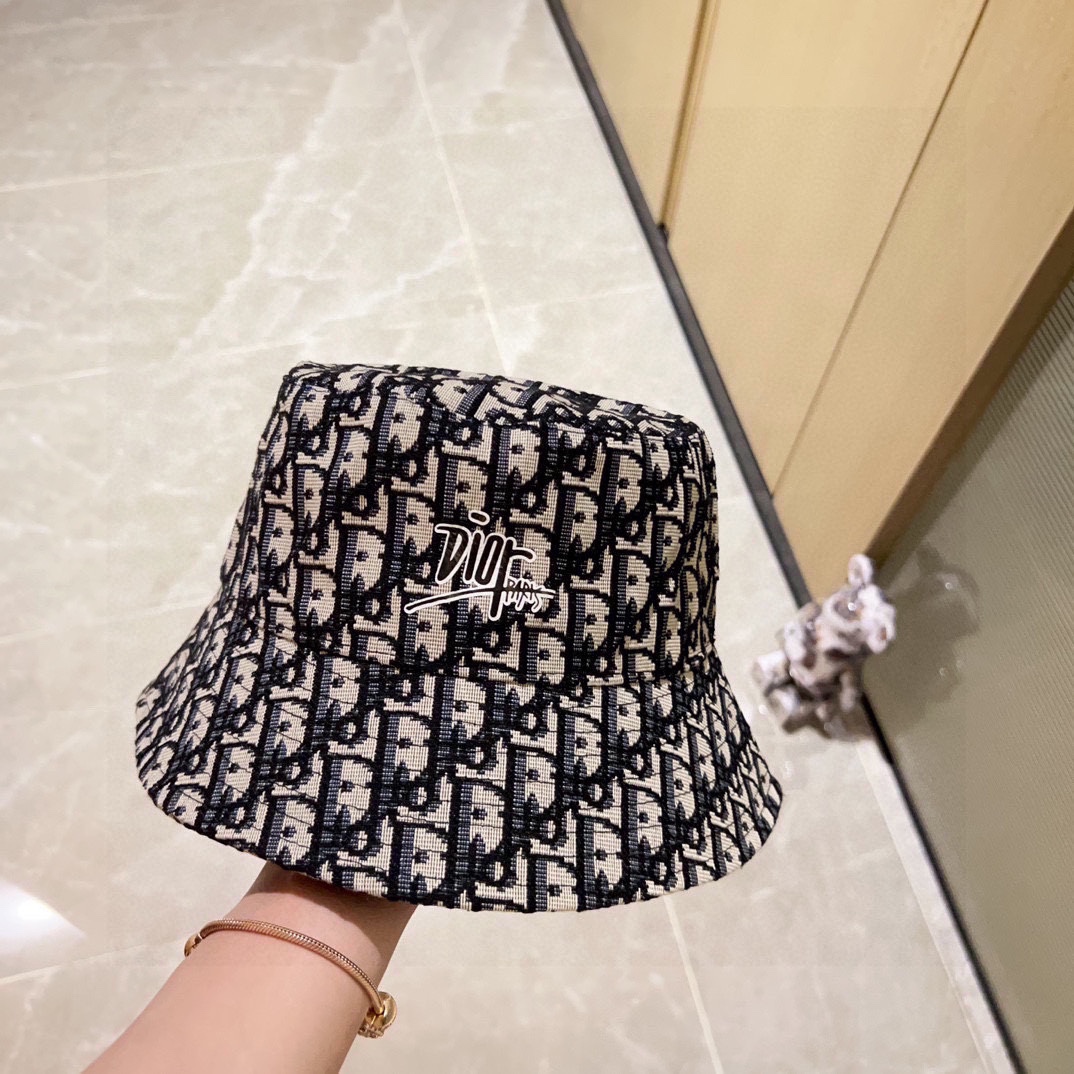 Oferta especial 💛 con bolsa de polvo [DIOR Dior] Sombrero de pescador de la colección 2024 con estampado clásico, muy …