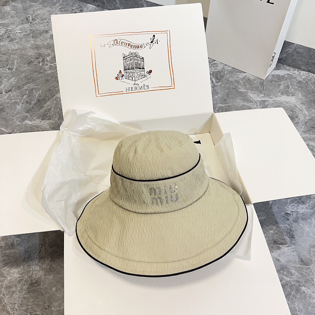 NO:195666,Special dust bag [LV Louis Vuitton] New chessboard jeans men and women fisherman hat, super easy to match, a hat with closed eyes, fisherman hat baseball hat knit hat, hat, louis vuitton, louis vuitton, espadrilles, hats19860909特配防尘袋【LV路易威登】新款棋盘格牛仔男女款渔夫帽,超好搭配,闭眼入的一款帽子渔夫帽棒球帽针织帽,帽子,louis vuitton,louis vuitton,espadrilles,hats,hat