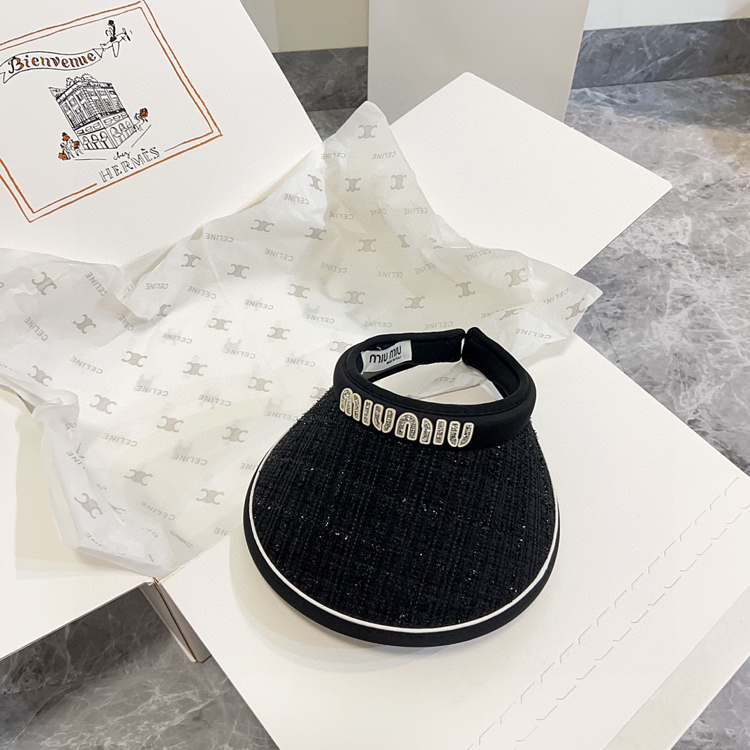 NO:196197,Special dust bag [MIUMIU] New summer bright silk sun hat empty top hat, UV-proof inner design, a hat that can be worn on a daily basis in the beach, fisherman hat baseball hat knit hat, hat, miumiu, espadrilles, hats19860909特配防尘袋【MIUMIU缪缪】夏季新款亮丝遮阳帽空顶帽,防紫外线内里设计沙滩日常都能戴的一款帽子渔夫帽棒球帽针织帽,帽子,miumiu,espadrilles,hats,hat