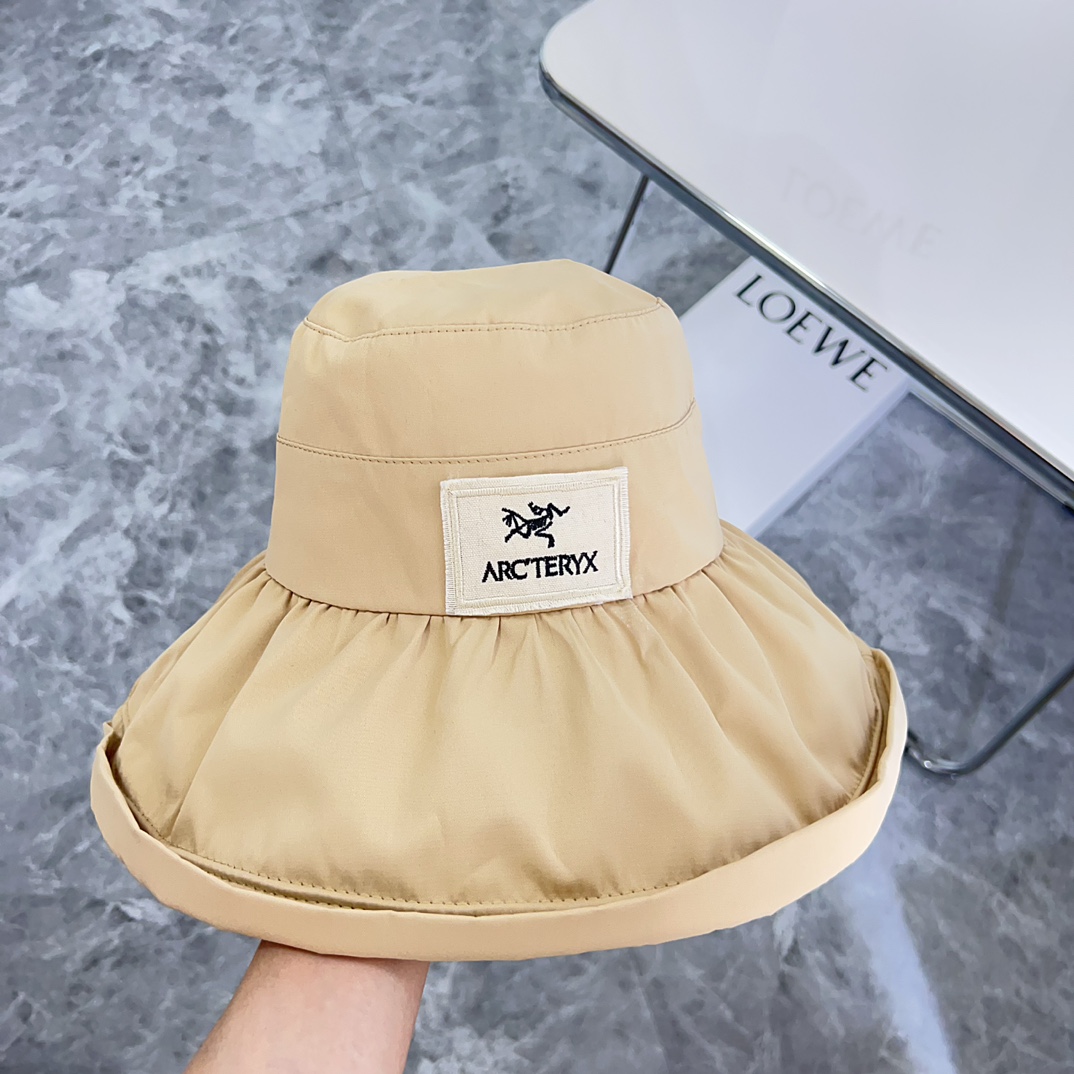 NO:200547,Special dust bag [Architecture Bird] Spring and summer style large edge vinyl sunshade fisherman hat folded with sunshade ~ a more textured hat fisherman hat baseball hat knit hat, hat arc'teryx, espadrilles, hats19860909特配防尘袋【始祖鸟】春夏款大沿黑胶遮阳渔夫帽 大沿折叠遮阳～更有质感的一款帽子渔夫帽棒球帽针织帽,帽子arc'teryx,espadrilles,hats,hat