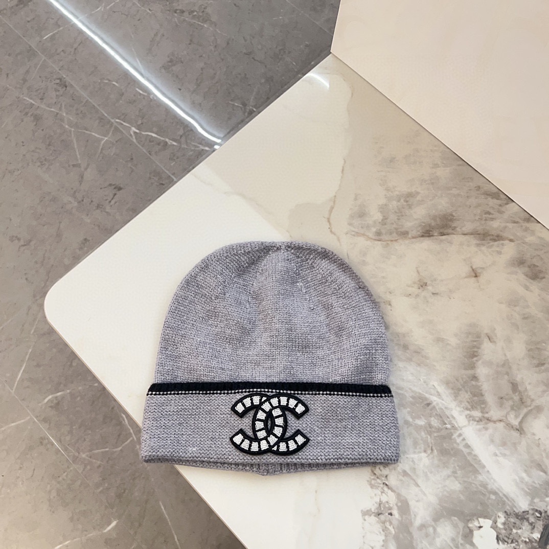 NO:215169,Special dust bag [CHANEL Chanel] new autumn and winter small fragrance knitted wool hat, same style as big brands ~ essential hats for autumn and winter wear fisherman hat baseball hat knit hat, hat, chanel, chanel, espadrilles, hats19860909特配防尘袋【CHANEL香奈儿】秋冬新款小香针织毛线帽,大牌同款～秋冬穿搭必备帽子渔夫帽棒球帽针织帽,帽子,chanel,chanel,espadrilles,hats,hat