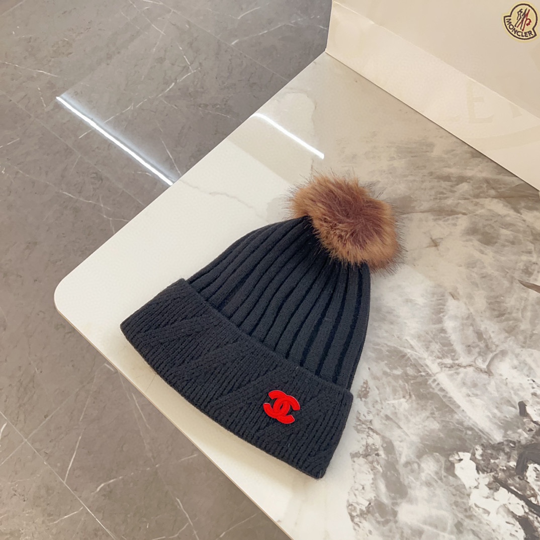 NO:215212,Special dust bag [CHANEL Chanel] new autumn and winter small fragrance knitted wool ball wool hat, same style for big brands ~ essential hats for autumn and winter wear fisherman hat baseball hat knit hat, hat, chanel, chanel, espadrilles, hats19860909特配防尘袋【CHANEL香奈儿】秋冬新款小香针织毛球毛线帽,大牌同款～秋冬穿搭必备帽子渔夫帽棒球帽针织帽,帽子,chanel,chanel,espadrilles,hats,hat