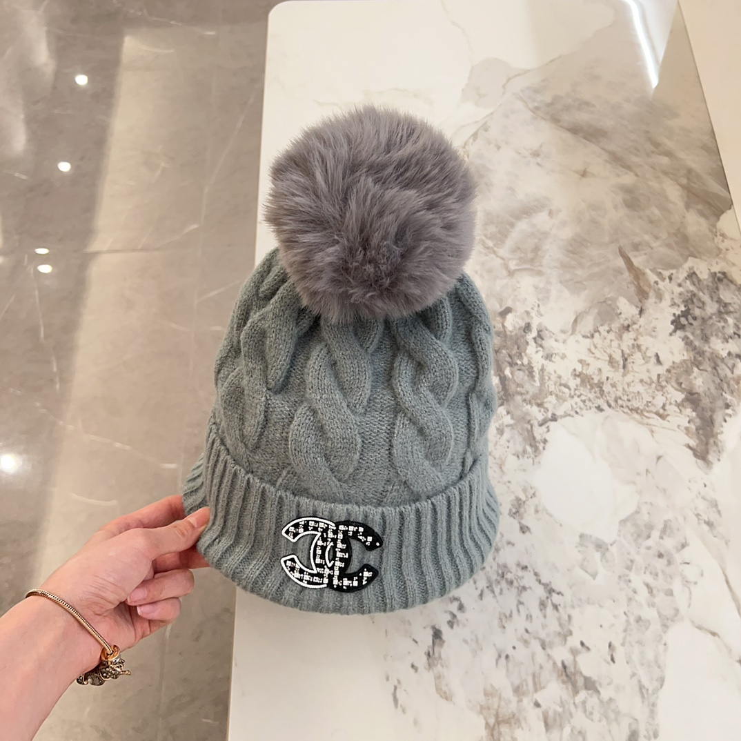 NO:215221,Special dust bag [CHANEL Chanel] New autumn and winter small fragrance style plus fluff ball wool hat # Very textured model ~ closed eyes and put into the hat Fisherman hat Baseball hat Knitted hat, hat, chanel, chanel, espadrilles, hats19860909特配防尘袋【CHANEL香奈儿】秋冬新款小香风加绒毛球毛线帽# 非常有质感的一款～闭眼入帽子渔夫帽棒球帽针织帽,帽子,chanel,chanel,espadrilles,hats,hat