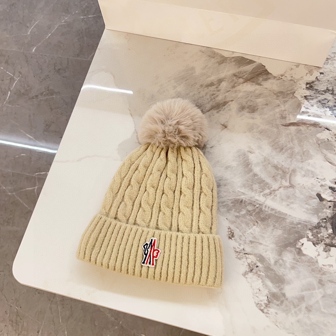 NO:215560,Special dust bag [MONCLER cover] New style of Autumn and winter twisted pattern knitted wool ball wool hat # Very textured style~ Close eyes and put into the hat Fisherman hat Baseball hat Knit hat, hat, christian louboutin, Moncler, espadrilles, hats19860909特配防尘袋【MONCLER蒙口】秋冬新款麻花纹路针织毛球毛线帽# 非常有质感的一款～闭眼入帽子渔夫帽棒球帽针织帽,帽子,christian louboutin,Moncler,espadrilles,hats,hat