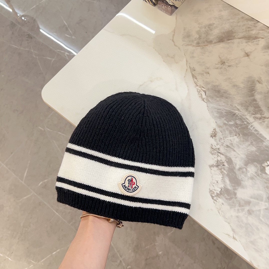 NO:215804,Special offer with dust bag. [MONCLER cover] Early autumn simple knitted wool hat, plush material, very versatile hat, fisherman hat, baseball hat, knit hat, hat, christian louboutin, Moncler, espadrilles, hats19860909特价配防尘袋.【MONCLER蒙口】早秋简约针织毛线帽,毛绒材质,非常百搭帽子渔夫帽棒球帽针织帽,帽子,christian louboutin,Moncler,espadrilles,hats,hat