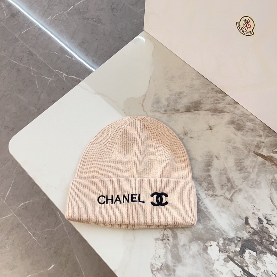 NO:216407,Special offer with dust bag [CHANEL Chanel] new autumn and winter small fragrance embroidered knitted wool hat, full of light luxury ~ Hat Fisherman's hat Baseball hat Knitted hat, hat, chanel, chanel, espadrilles, hats19860909特价配防尘袋【CHANEL香奈儿】秋冬新款小香刺绣针织毛线帽,轻奢感满满～帽子渔夫帽棒球帽针织帽,帽子,chanel,chanel,espadrilles,hats,hat