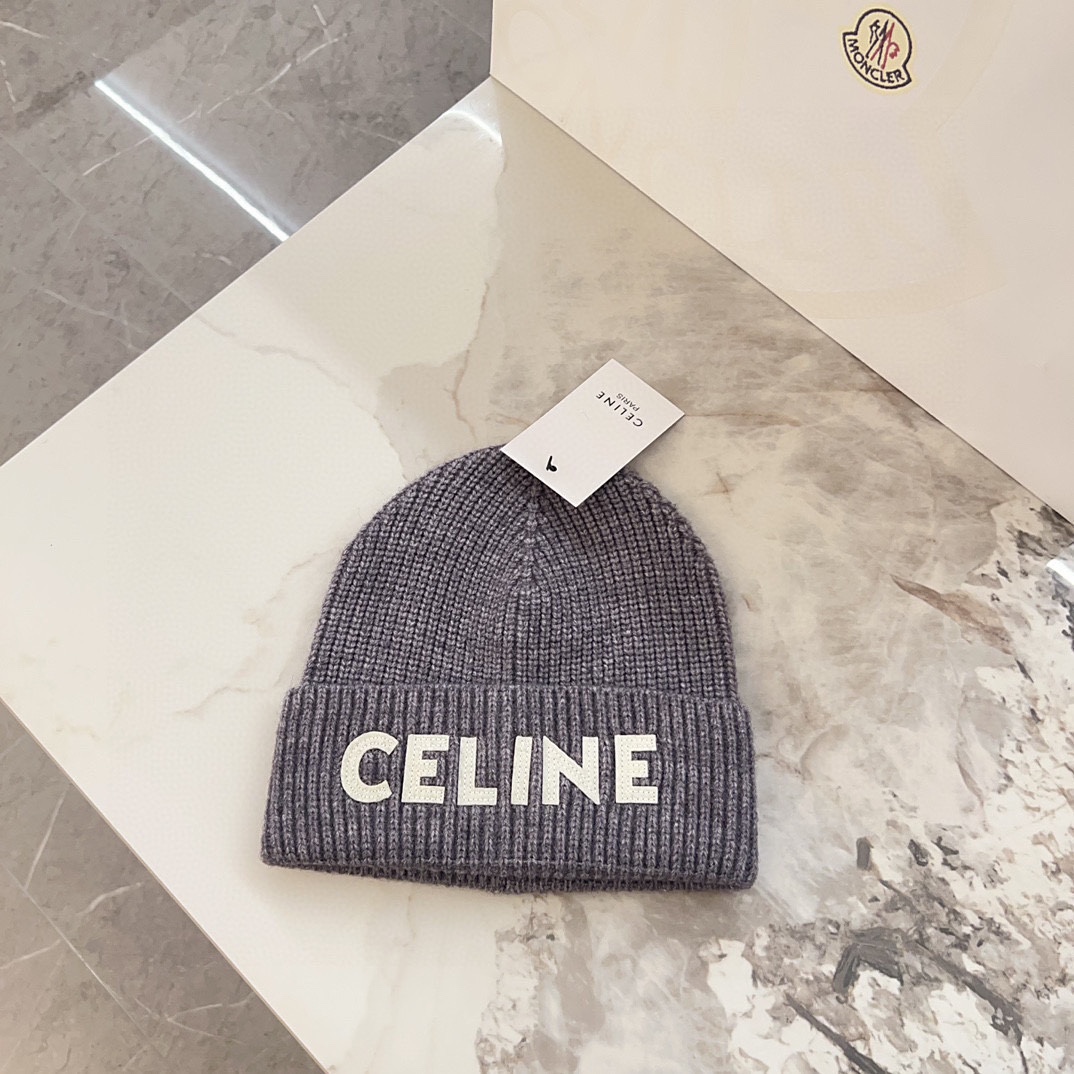 NO:216399,Special offer with dust bag. [CELINE] Early autumn brand logo knitted wool hat, counter synchronization, versatile single product hat fisherman hat baseball hat knit hat, hat, celine, celine, espadrilles, hats19860909特价配防尘袋.【CELINE赛琳】早秋大牌logo针织毛线帽,专柜同步,百搭单品帽子渔夫帽棒球帽针织帽,帽子,celine,celine,espadrilles,hats,hat