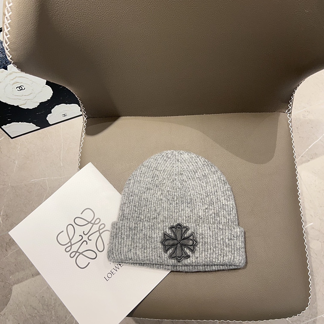 NO:218305,Special dust bag [Cross Heart] New autumn and winter knitted wool hat for men and women# A very textured single product hat fisherman hat baseball hat knit hat, hat, chrome hearts, espadrilles, hats19860909特配防尘袋【克罗心】秋冬新款男女款针织毛线帽# 很有质感的一款～百搭单品帽子渔夫帽棒球帽针织帽,帽子,chrome hearts,espadrilles,hats,hat