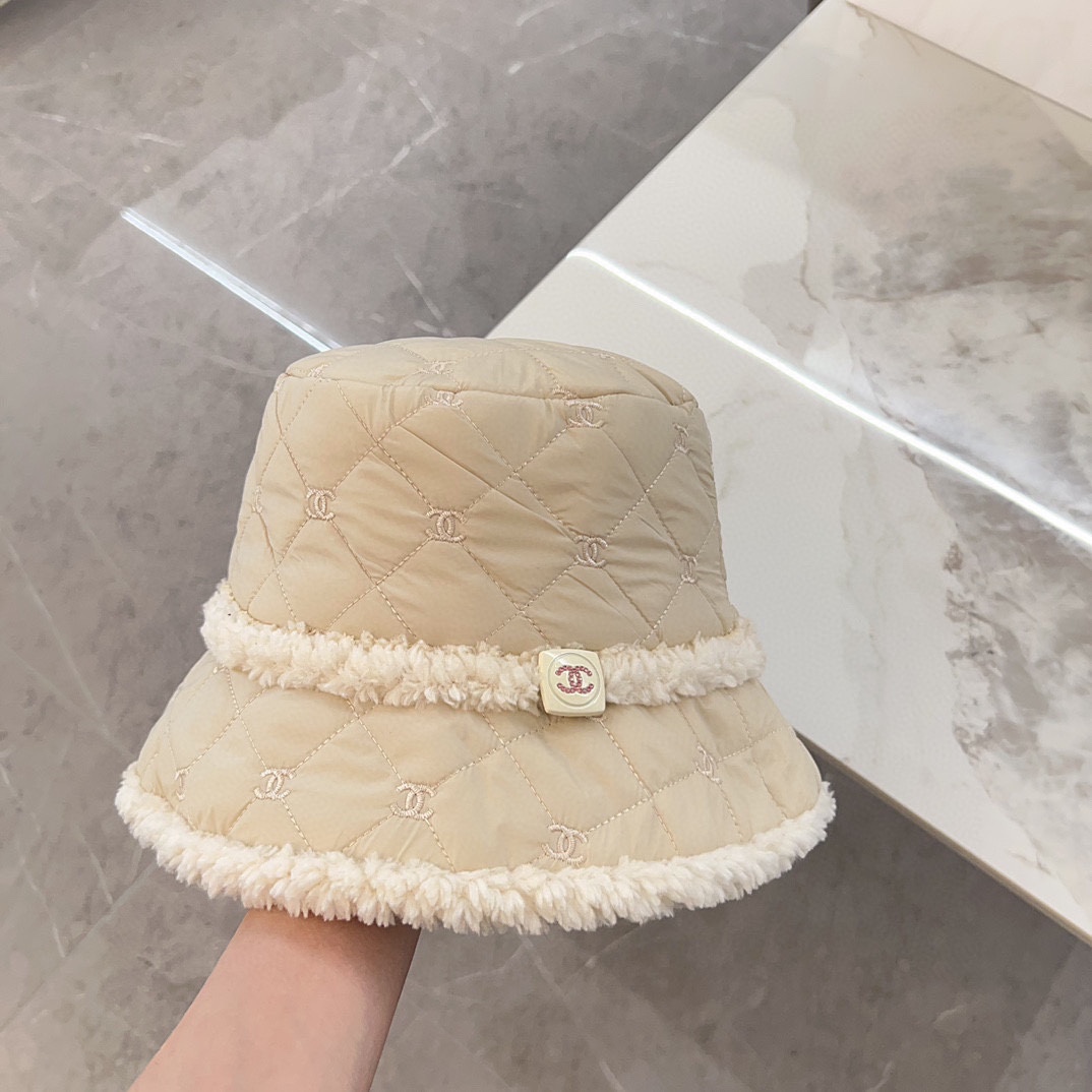 NO:219288,Special dust bag [CHANEL Chanel] with a small autumn and winter fragrance style, double-sided plush fisherman's hat, classic and versatile casual ~ fashionable and beautiful!  Hat fisherman hat baseball hat knit hat, hat, chanel, chanel, espadrilles, hats19860909特配防尘袋【CHANEL香奈儿】秋冬小香风双面戴毛绒渔夫帽 经典百搭休闲～洋气好看！帽子渔夫帽棒球帽针织帽,帽子,chanel,chanel,espadrilles,hats,hat