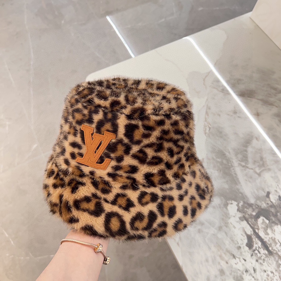 NO:219300,Special dust bag [LV Louis Vuitton] autumn and winter plush leopard print big brand fisherman hat casual men and women ~ comfortable material and fashionable!  Hat fisherman hat baseball hat knit hat, hat, louis vuitton, louis vuitton, espadrilles,hats19860909特配防尘袋【LV路易威登】秋冬毛绒豹纹款大牌渔夫帽 休闲男女款～材质舒服 洋气！帽子渔夫帽棒球帽针织帽,帽子,louis vuitton,louis vuitton,espadrilles,hats,hat