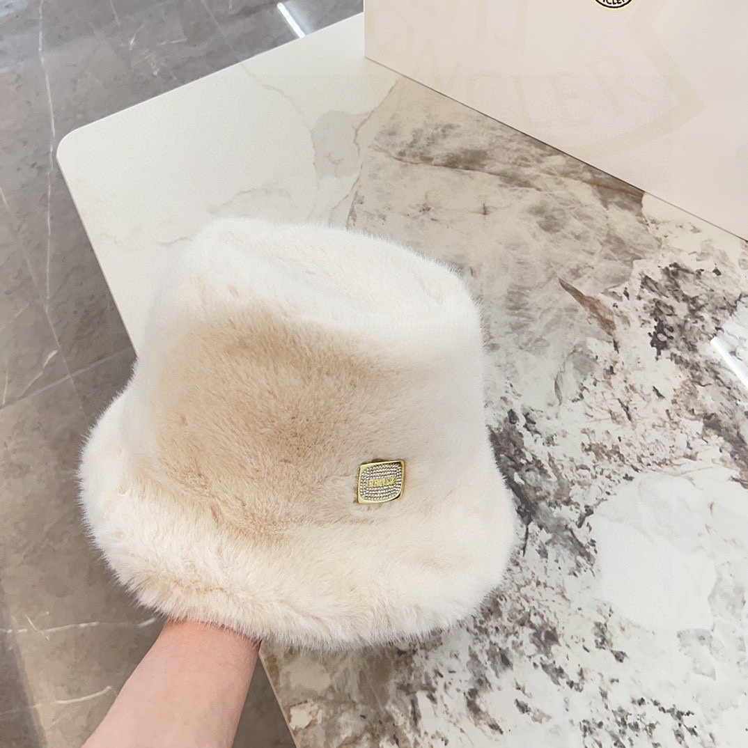 NO:219306,Special dust bag [PRADA] Autumn and winter plush fisherman hat, super comfortable material, simple design, classic, versatile casual ~ fashionable and beautiful!  Hat fisherman hat baseball hat knit hat, hat, prada, prada, espadrilles, hats19860909特配防尘袋【PRADA普拉达】秋冬毛绒渔夫帽 超舒服材质、简约设计 经典百搭休闲～洋气好看！帽子渔夫帽棒球帽针织帽,帽子,prada,prada,espadrilles,hats,hat