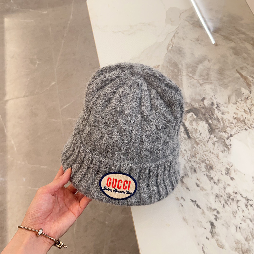 NO:219551,Special offer with dust bag. [GUCCI Gucci] New autumn and winter style twisted men and women knitted wool hats, plush material, very versatile hats, fisherman hats, baseball hats, knit hats, hats, gucci, gucci, espadrilles, hats19860909特价配防尘袋.【GUCCI古驰】秋冬新款麻花男女款针织毛线帽,毛绒材质,非常百搭帽子渔夫帽棒球帽针织帽,帽子,gucci,gucci,espadrilles,hats,hat