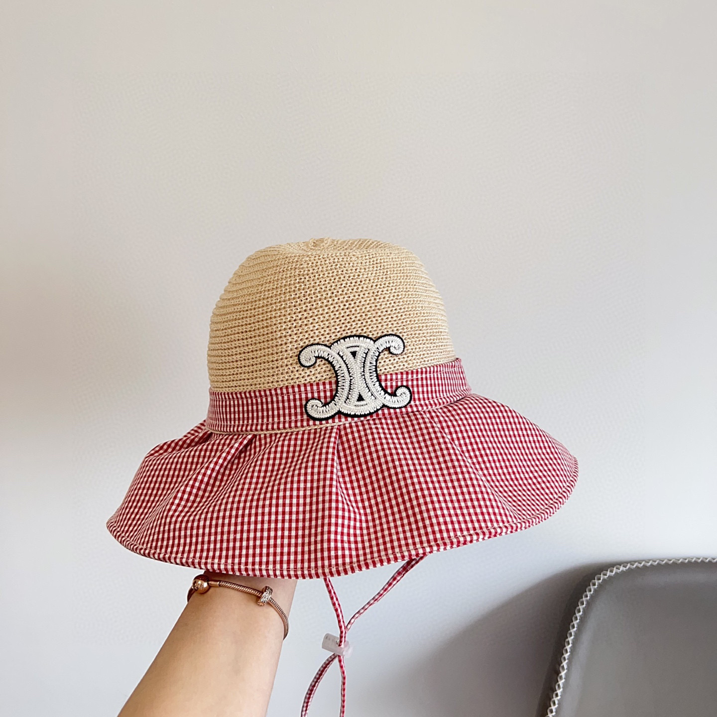 NO:225054,Special dust bag [CELINE] 2025 new plaid sun-shaded holiday style fisherman hat, versatile and daily style~ must-have hats when going out the street, straw hats, fisherman hats, baseball hats, knit hats, hats, celine, celine, espadrilles, hats19860909特配防尘袋【CELINE赛琳】2025新款格纹遮阳度假风渔夫帽,百搭日常款～出街必备帽子草帽渔夫帽棒球帽针织帽,帽子,celine,celine,espadrilles,hats,hat