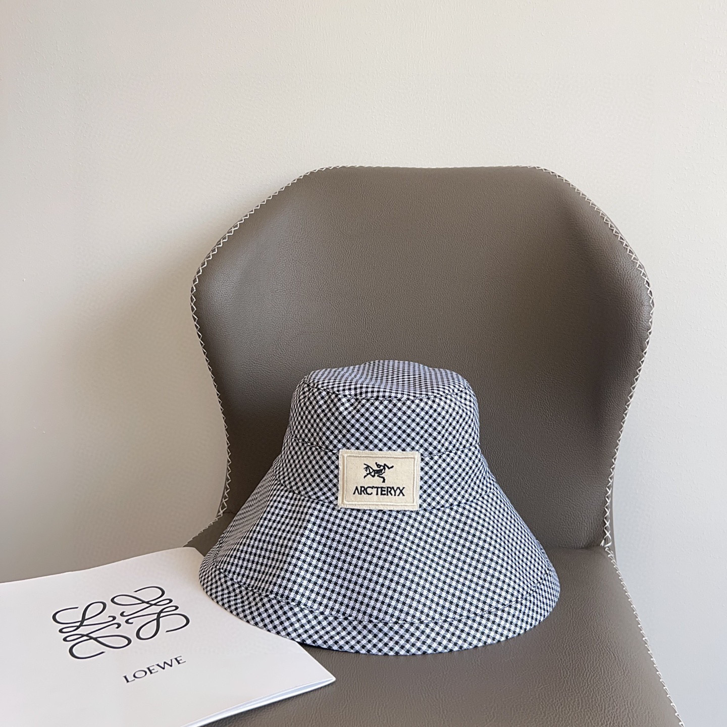 NO:225056,Special dust bag [Archaew Bird] 2025 new large-edge cotton and linen sun-shading fisherman hat, vacation style versatile, fold casually without deformation ~ hat straw hat fisherman hat baseball hat knit hat, hat arc'teryx, espadrilles, hats19860909特配防尘袋【始祖鸟】2025新款大沿棉麻遮阳渔夫帽,度假款百搭风,随意折叠不变形～帽子草帽渔夫帽棒球帽针织帽,帽子arc'teryx,espadrilles,hats,hat