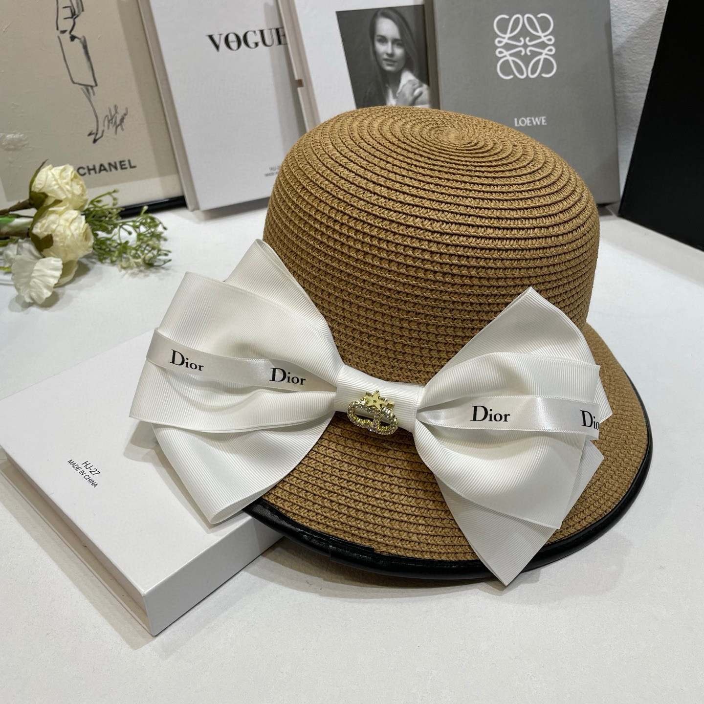 NO:226299,Special offer with dust bag. [DIOR] 2025 new bow woven vacation wind basin hat straw hat, travel products new straw hat, hat, dior, dior, hats19860909特价配防尘袋.【DIOR迪奥】2025新款蝴蝶结密织度假风盆帽草帽,出街旅行单品新款草帽,帽子,dior,dior,hats,hat