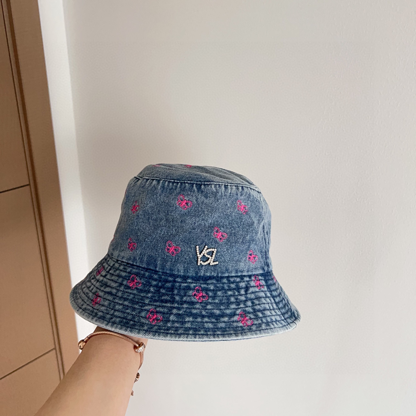 💛配防尘袋【YSL圣罗兰】2025新款撞色刺绣牛仔渔夫帽，🔆百搭日常款～休闲出街#男女款