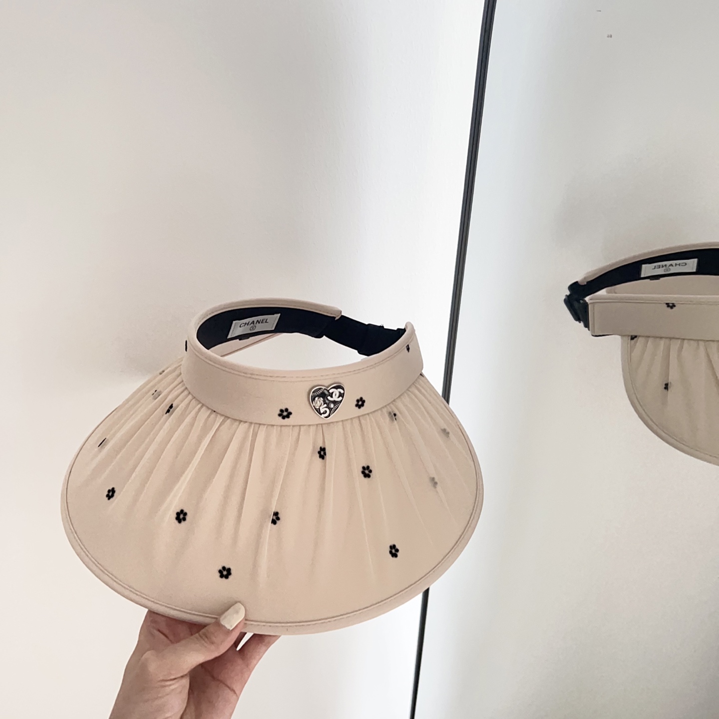 NO:230467,Special dust bag [CHANEL Chanel] 2025 new exclusive small fragrance small flower large ridge sun hat empty top hat, sun versatile ~ casual street artifact hat straw hat fisherman hat baseball hat, hat, chanel, chanel, espadrilles, hats19860909特配防尘袋【CHANEL香奈儿】2025新款独家款小香小花大沿遮阳帽空顶帽,遮阳百搭～休闲出街神器帽子草帽渔夫帽棒球帽,帽子,chanel,chanel,espadrilles,hats,hat