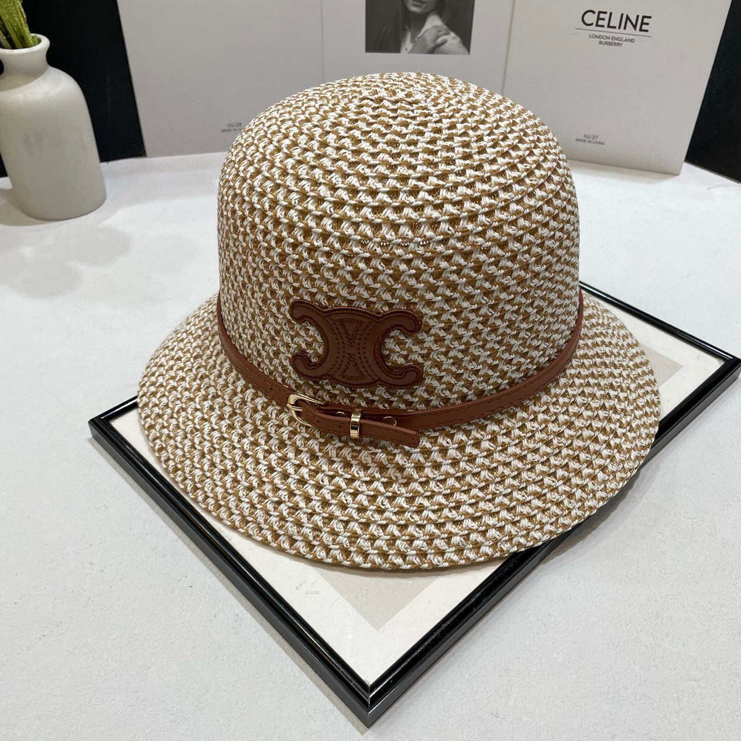 💛配防尘袋【CELINE赛琳】2025新款草编皮带沙滩帽草帽，度假休闲必备，优雅大方的一款