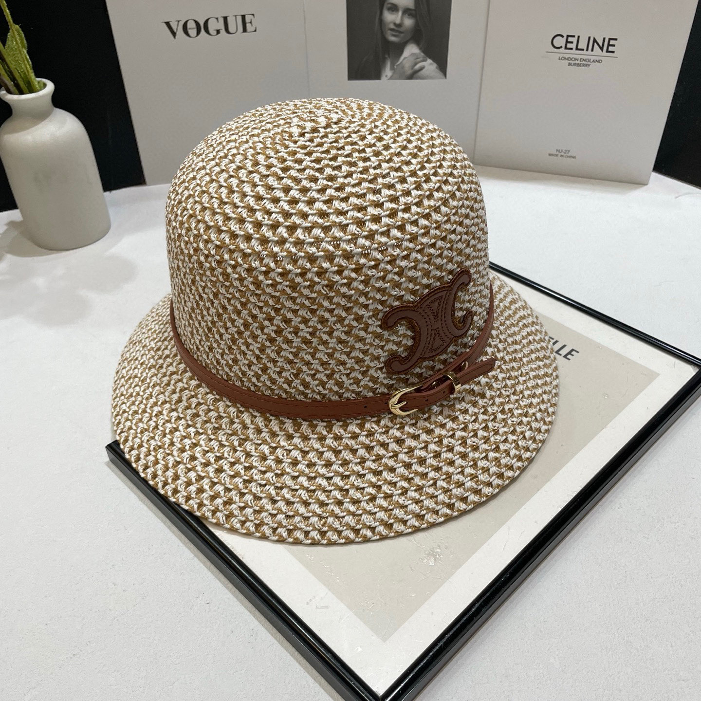 💛配防尘袋【CELINE赛琳】2025新款草编皮带沙滩帽草帽，度假休闲必备，优雅大方的一款