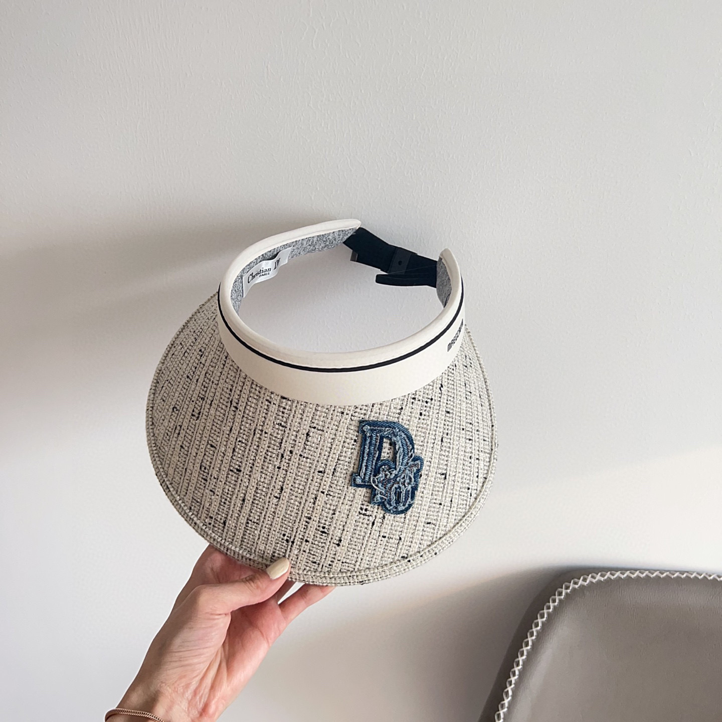 NO:343521,Special dust bag [DIOR] 2025 new tweed vacation sun hat empty top hat, versatile sun protection ~ casual street artifact hat straw hat fisherman hat baseball hat, hat, dior, dior, espadrilles, hats特配防尘袋【DIOR迪奥】2025新款粗花呢度假遮阳帽空顶帽,遮阳百搭～休闲出街神器帽子草帽渔夫帽棒球帽,帽子,dior,dior,espadrilles,hats,hat