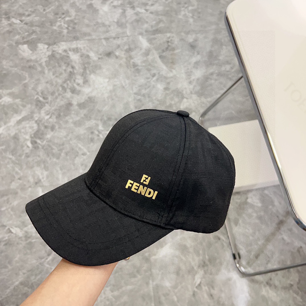 💛配防尘袋。【FENDI芬迪】2025新款重工大牌棒球帽，专柜经典款，男女通用