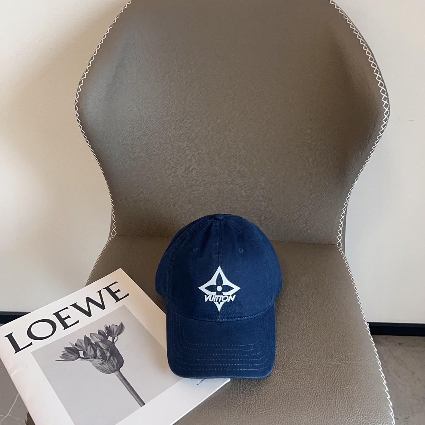 💛配防尘袋。【LV路易威登】2025新款简约大牌棒球帽，经典款，男女通用