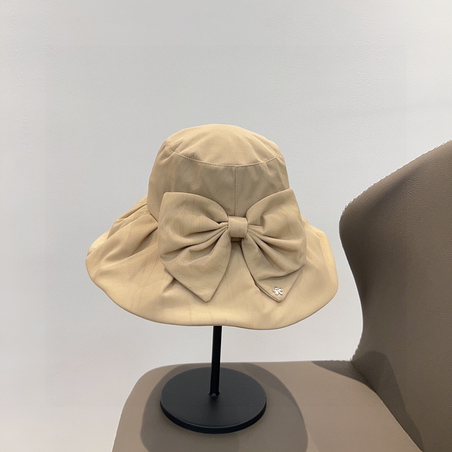 [YSL Hats]Equipped with a dust bag [YSL Saint Laurent]2025 new style large edg