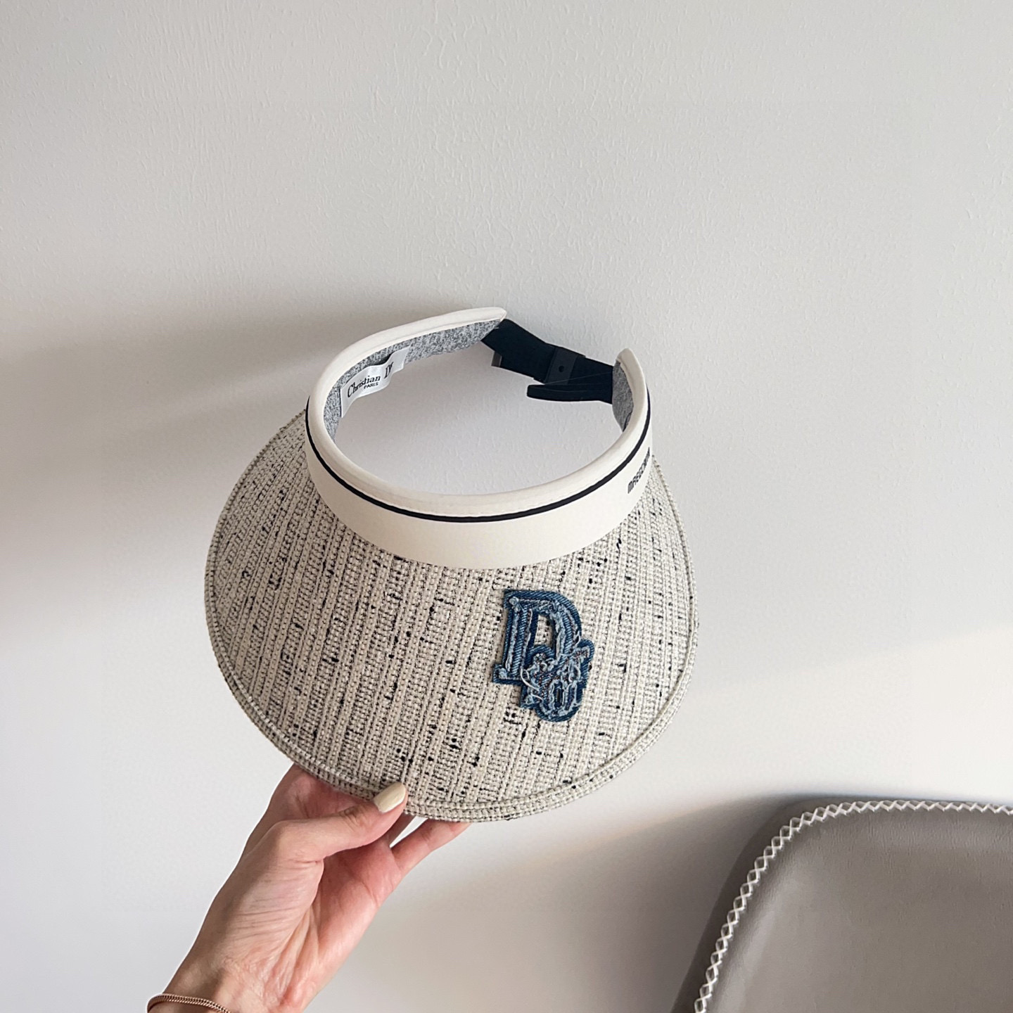 NO:346386,Special dust bag [DIOR] 2025 new tweed vacation sun hat empty top hat, versatile sun protection ~ casual street artifact hat straw hat fisherman hat baseball hat, hat, dior, dior, espadrilles, hats特配防尘袋【DIOR迪奥】2025新款粗花呢度假遮阳帽空顶帽,遮阳百搭～休闲出街神器帽子草帽渔夫帽棒球帽,帽子,dior,dior,espadrilles,hats,hat