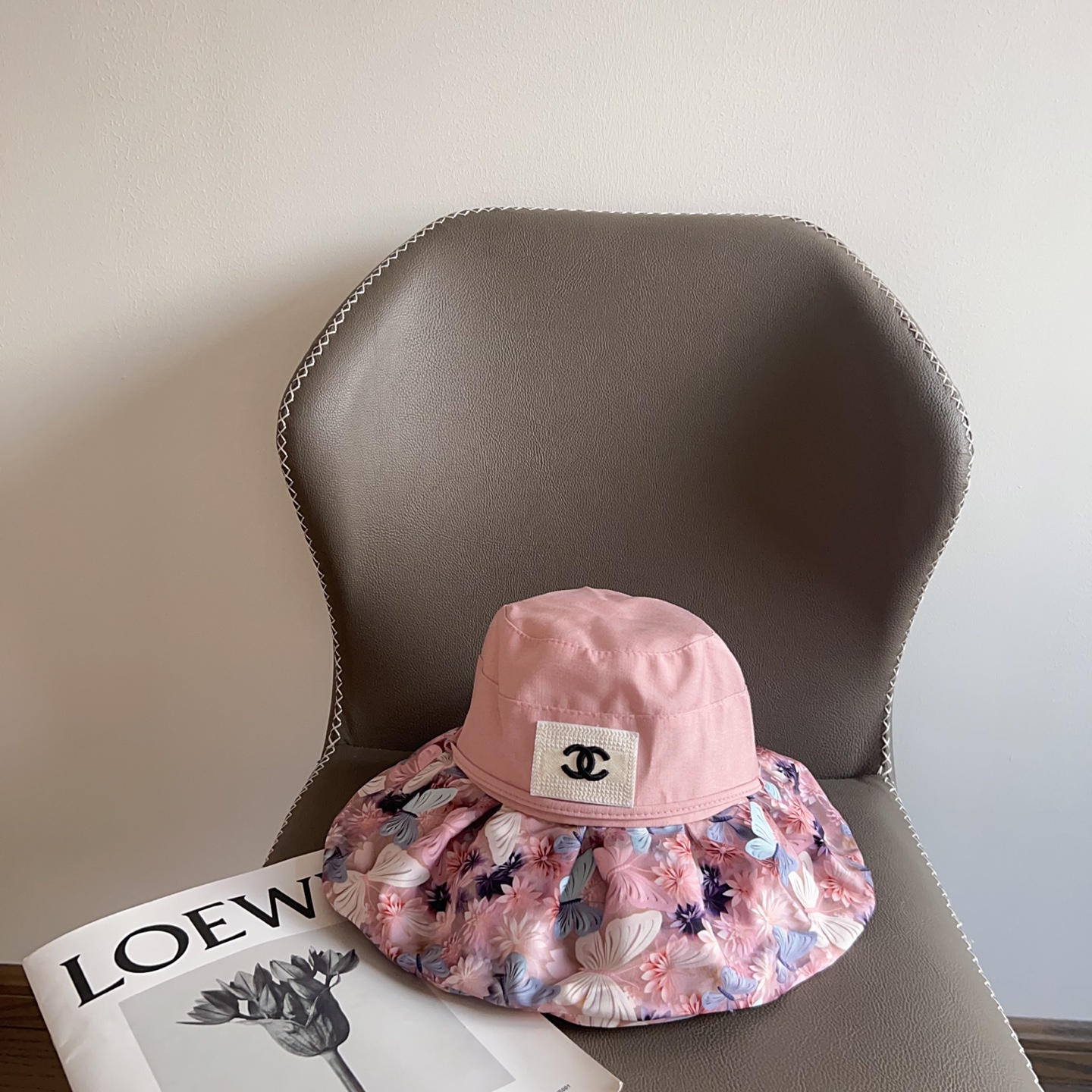 NO:347496,Special dust bag [CHANEL Chanel] 2025 new vacation style purple fisherman hat, versatile and daily style ~ must-have hats, straw hats, fisherman hats, baseball hats, hats, chanel, chanel, espadrilles, hats特配防尘袋【CHANEL香奈儿】2025新款度假风紫色渔夫帽,百搭日常款～出街必备帽子草帽渔夫帽棒球帽,帽子,chanel,chanel,espadrilles,hats,hat