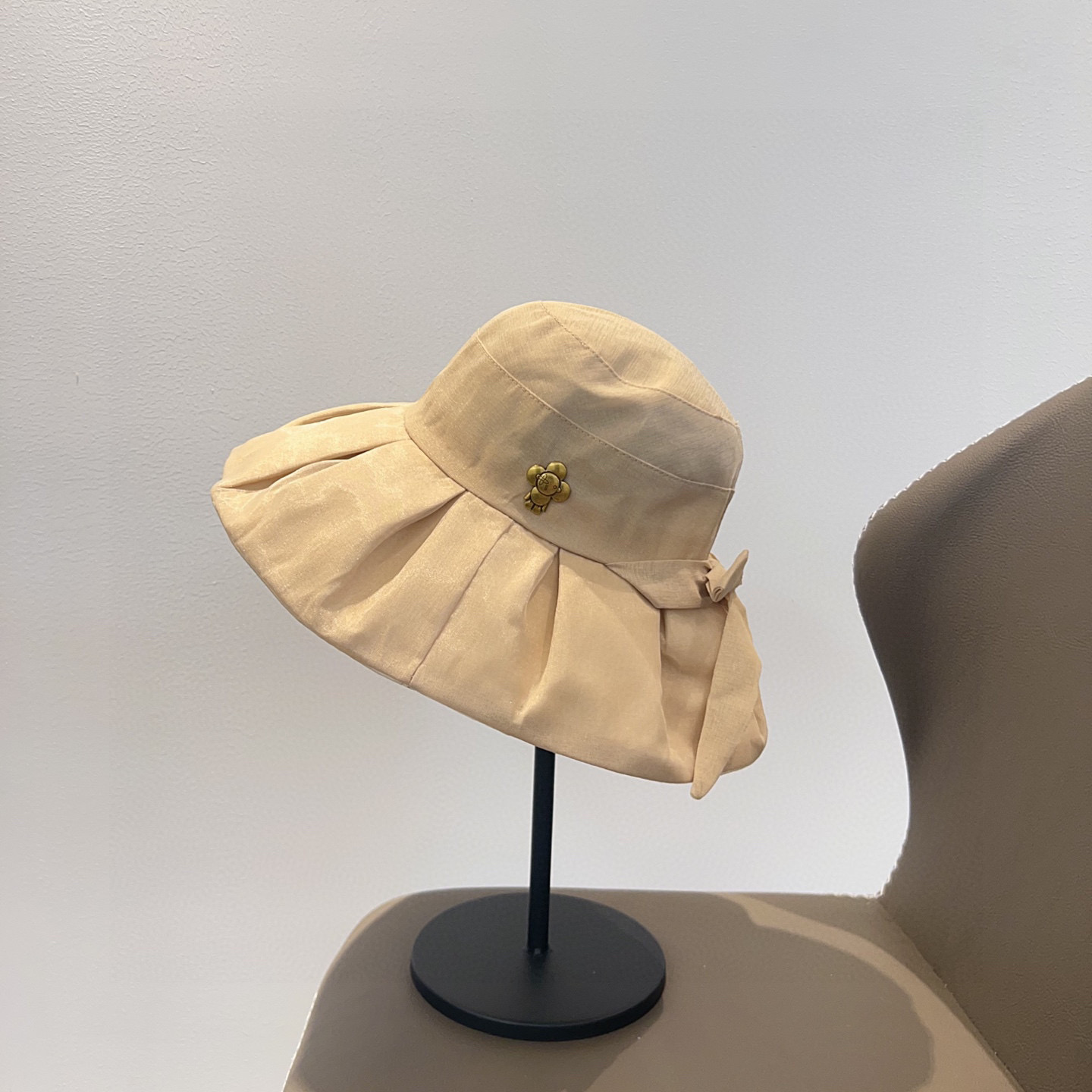 NO:351196,Special dust bag [LV Louis Vuitton] 2025 new sliding surface waterproof foldable fisherman hat, versatile vacation style ~ must-have hats when going out on the street, fisherman hat baseball hat, hat, louis vuitton, louis vuitton, espadrilles, hats特配防尘袋【LV路易威登】2025新款滑面防水可折叠款渔夫帽,度假百搭款～出街必备帽子草帽渔夫帽棒球帽,帽子,louis vuitton,louis vuitton,espadrilles,hats,hat